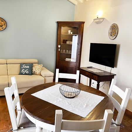 Casa Velia 78Mq A 30 Metri Dal Mare Di San Vincenzo Apartment Luaran gambar