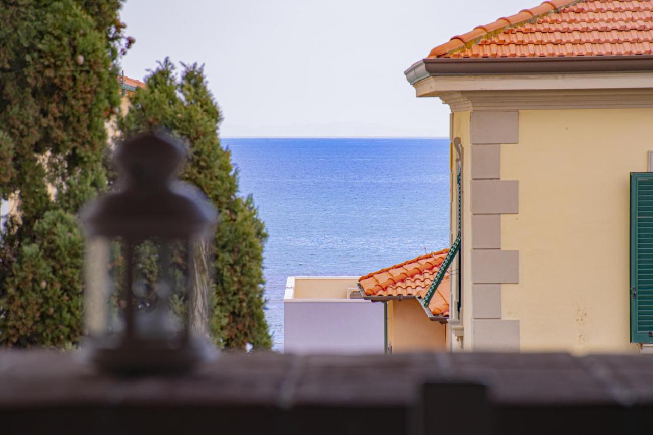 Casa Velia 78Mq A 30 Metri Dal Mare Di San Vincenzo Apartment Luaran gambar