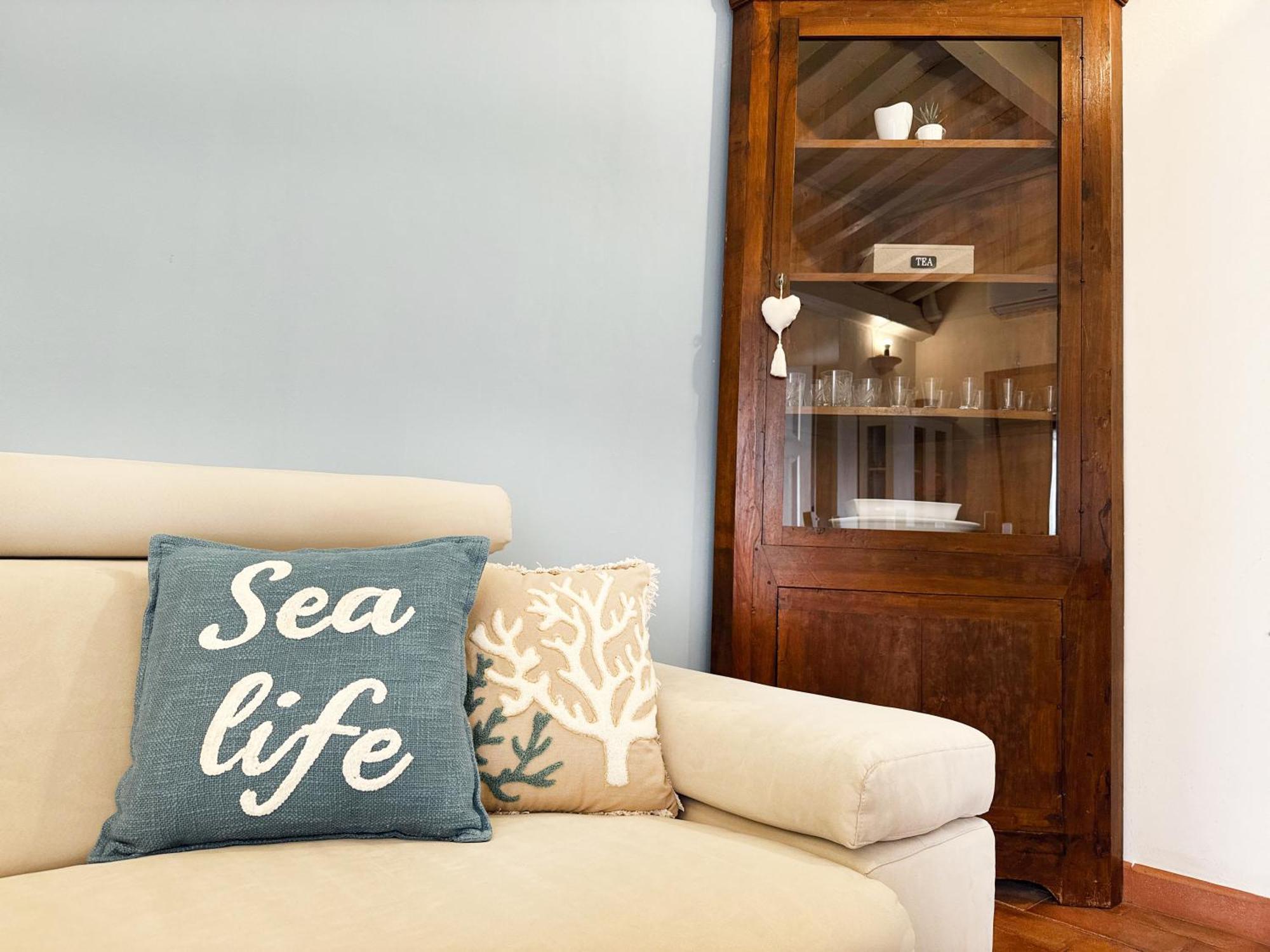 Casa Velia 78Mq A 30 Metri Dal Mare Di San Vincenzo Apartment Luaran gambar